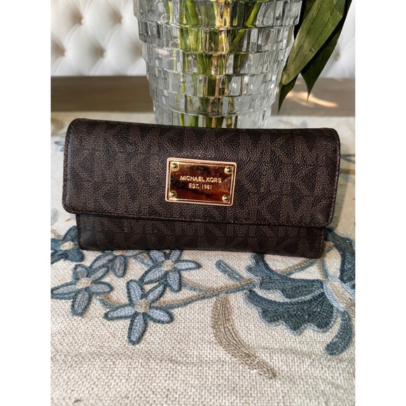 Michael Kors MK Signature Brown Coated Twill Flap Continental Wallet - Picture 4 of 9